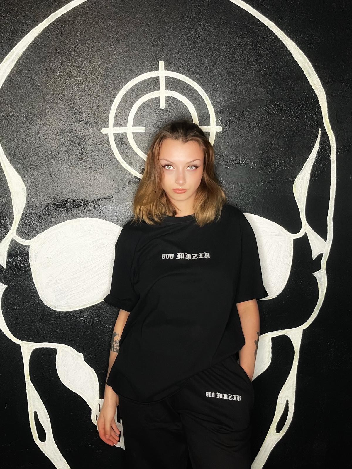 Bild von '808 Muzik Old English' - SHIRT [schwarz]